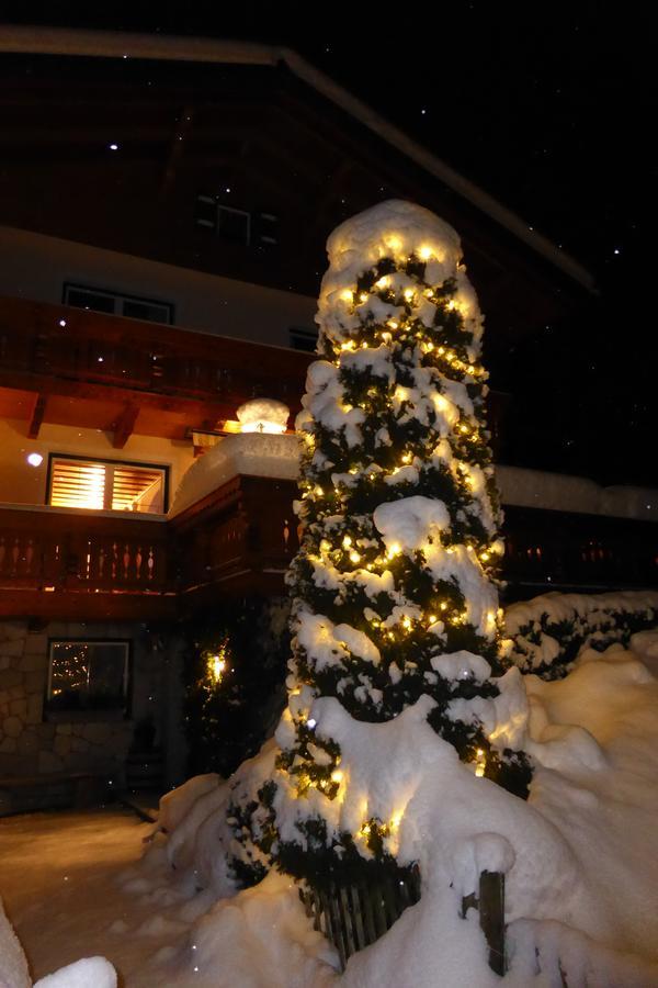 Hotel Haus Gschwendtner Pfarrwerfen Exterior foto